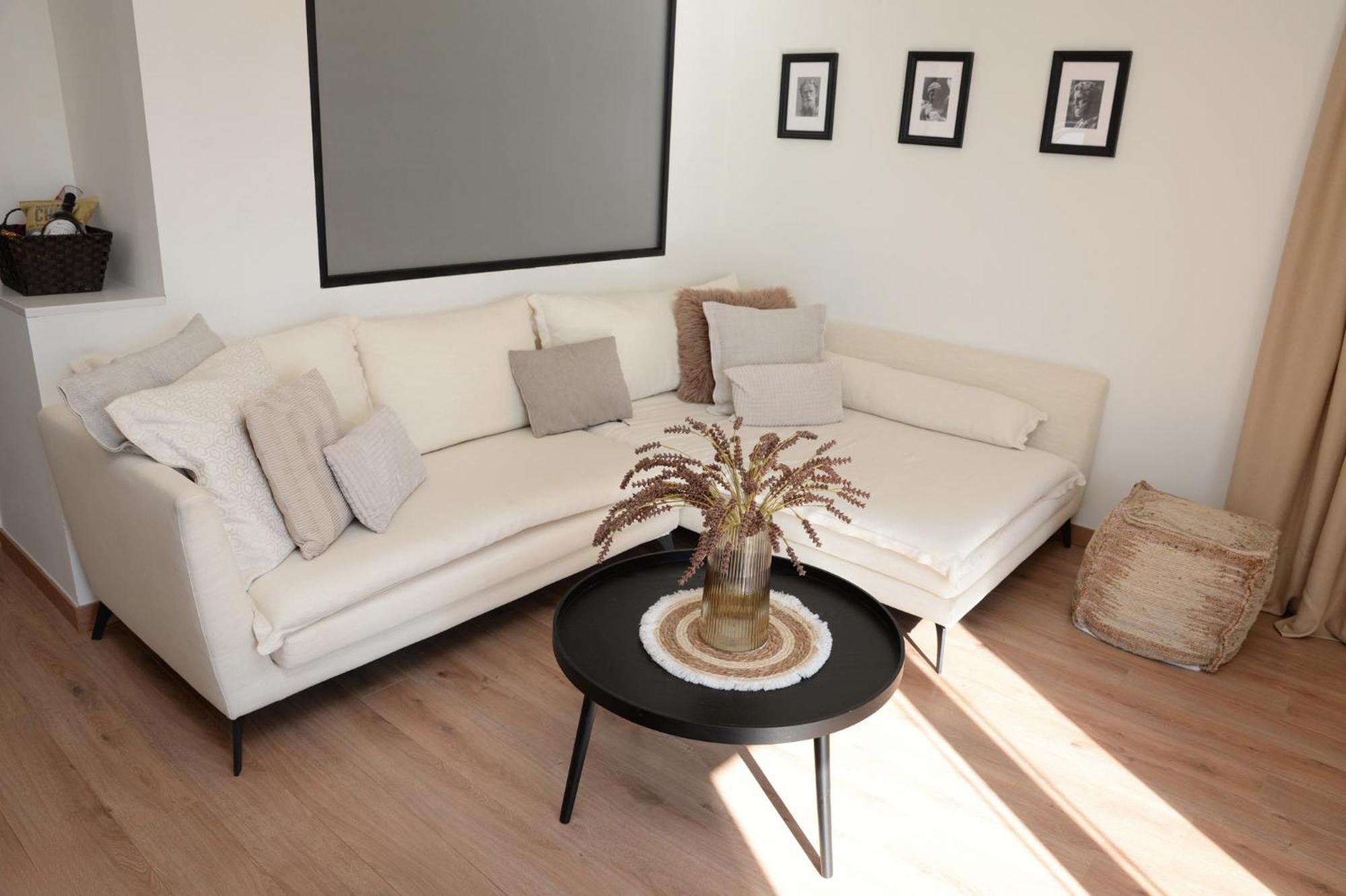 Astric Seaview Penthouse *